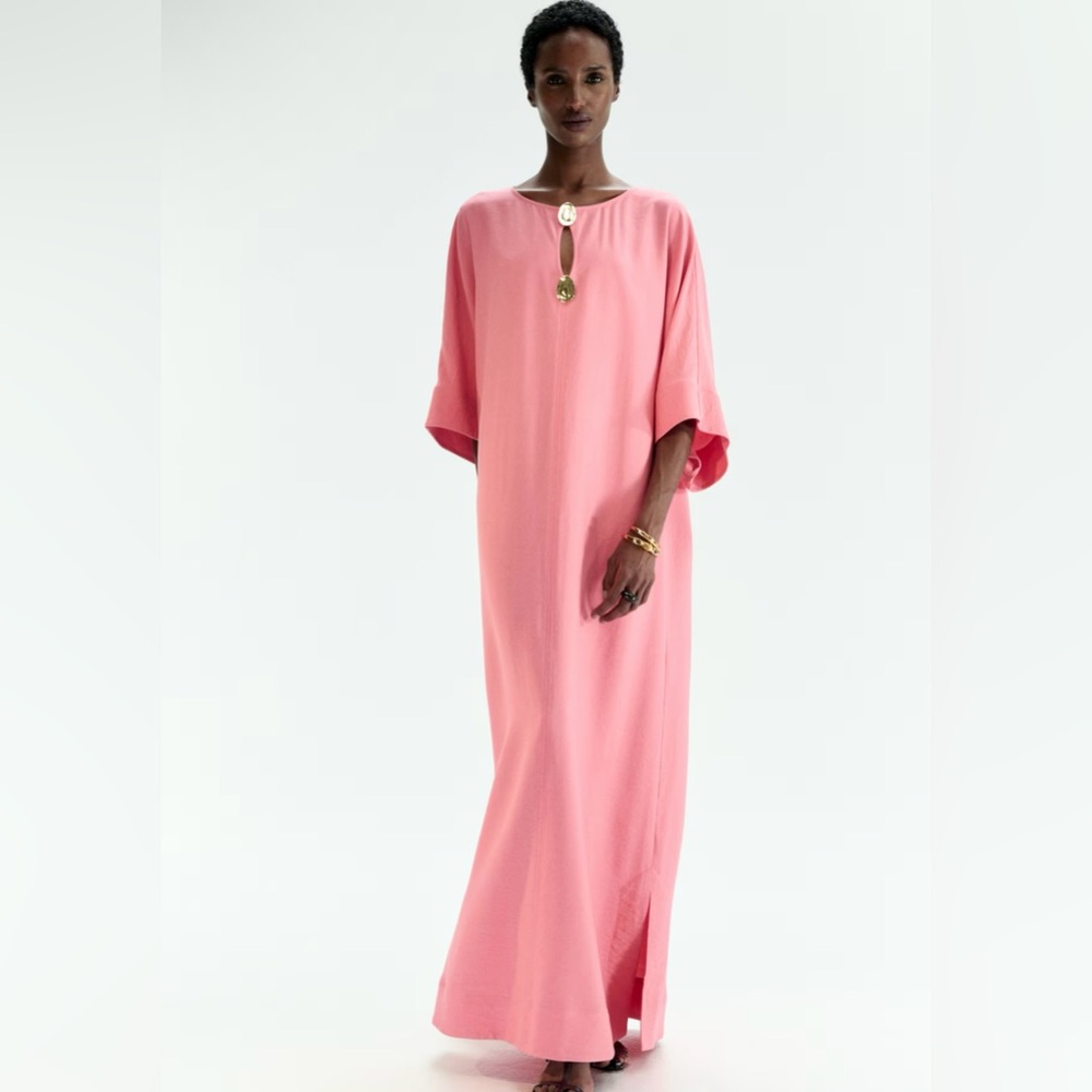 H&M LIMITED EDITION
MAXI KAFTAN HOT PINK DRESS SIZE XS/S
